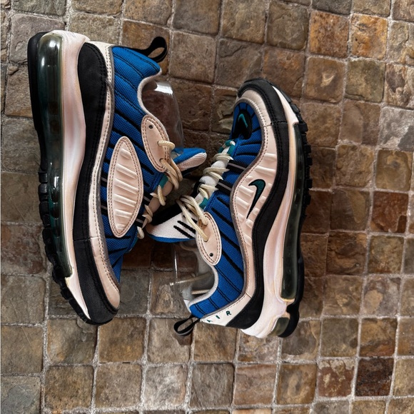 Nike air max sneakers - Picture 1 of 10